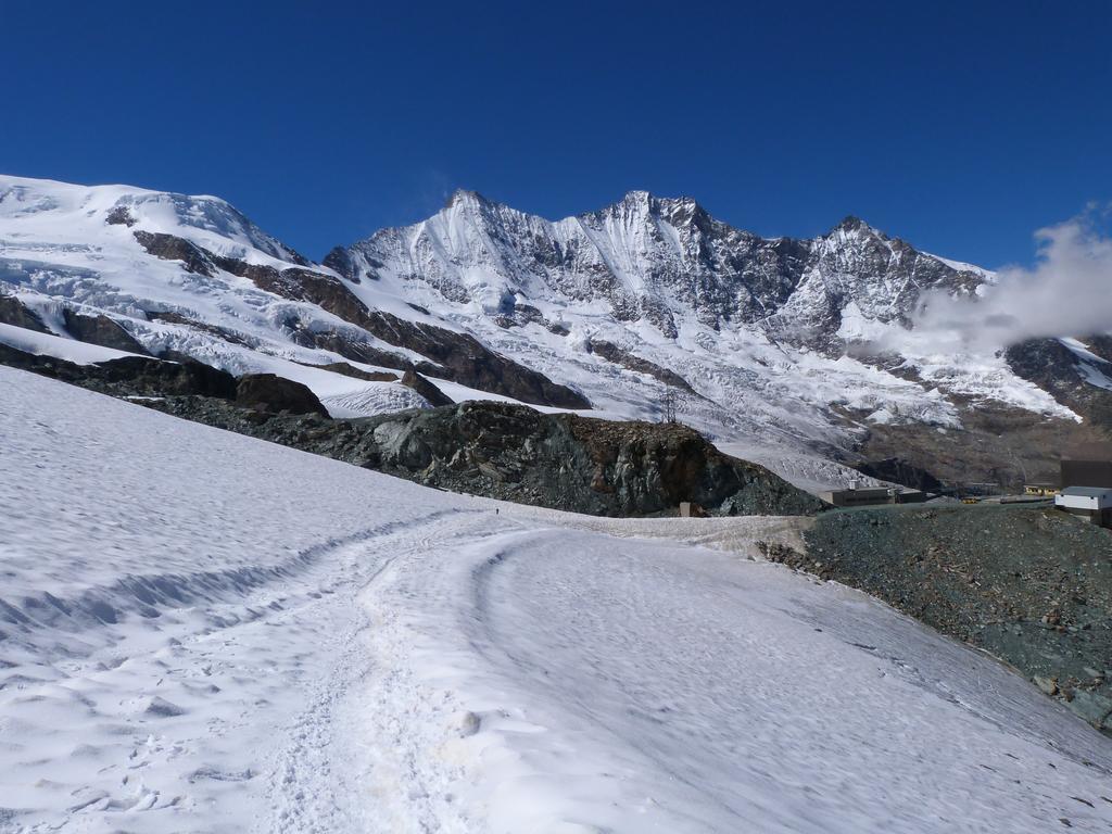 Haus Weideli, Dammstrasse 7 Villa Saas-Grund Bagian luar foto